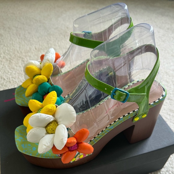 Betsy Johnson Kinslee Platform Sandals - Green Multi - Size 7.5 - NEW - Picture 9 of 15